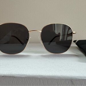 Quay Jezabell Polarized